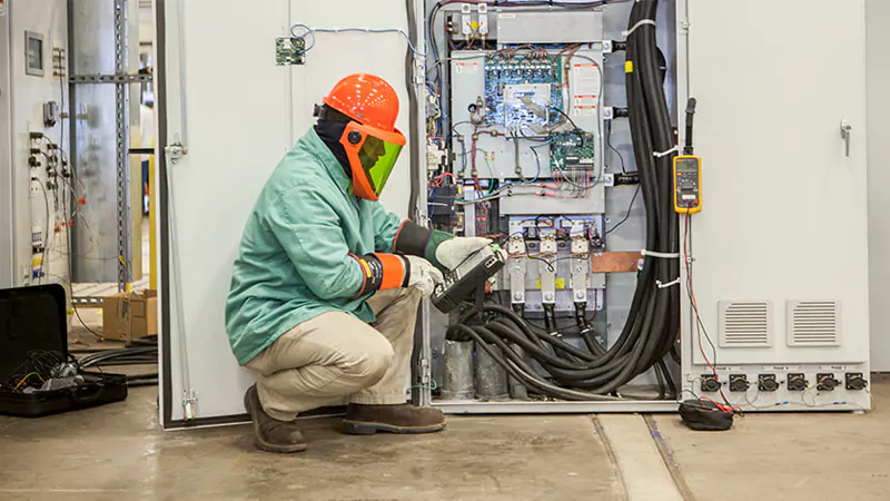 Remote & Flexible Access Control for Power Substation Staff